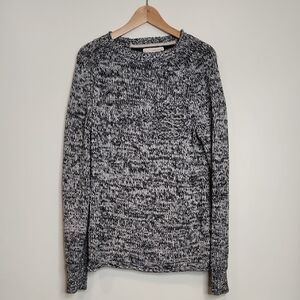 Banana Republic Men's Luxury Knit Sweater - Classic Essential - Size Medium